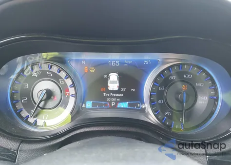 2019 Chrysler 300 300S z USA, uszkodzony, nr VIN 2C3CCABG3KH601040